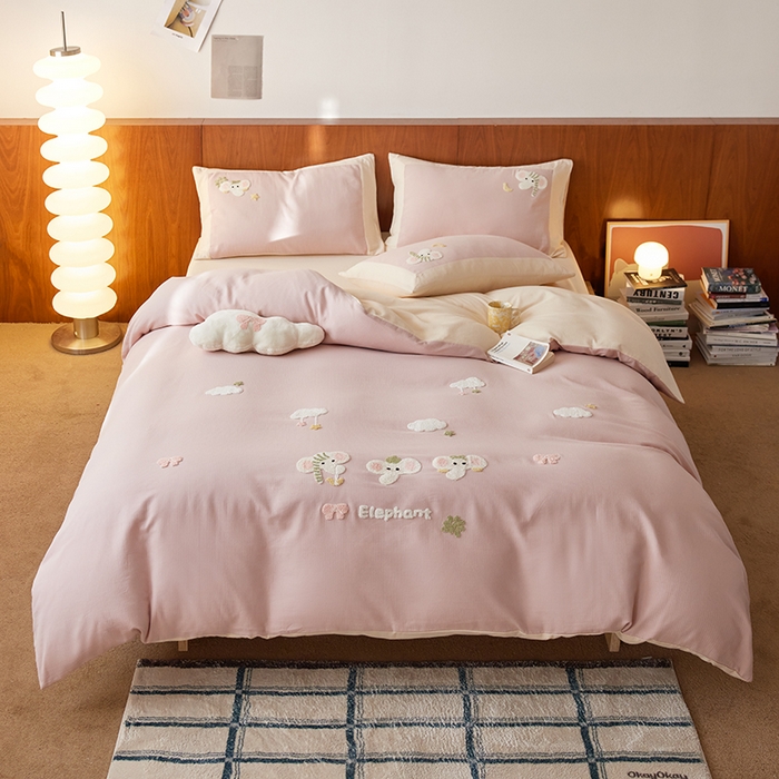 91家纺网 家纺一手货源 找家纺 风向标家纺 2025新款透气软织提花磨毛卡通毛巾绣四件套-风格一 云朵小象