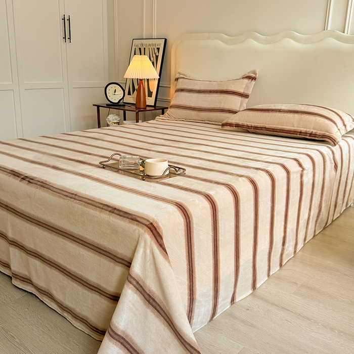 91家纺网 家纺一手货源 找家纺 菡宝 2025新款简约良品风牛奶绒四件套-查尔斯系列 支持定做定制尺寸 查尔斯-卡其