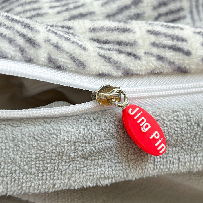 91家纺网 家纺一手货源 找家纺 菡宝 2025新款简约良品风牛奶绒四件套-查尔斯系列 支持定做定制尺寸 卡伦