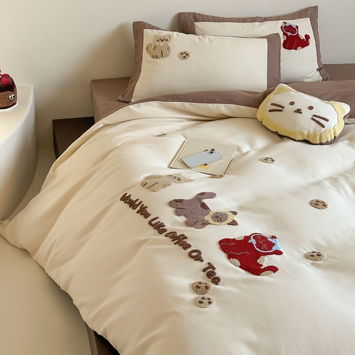 91家纺网 家纺一手货源 找家纺 风向标家纺 2025新款透气软织提花磨毛卡通毛巾绣四件套-风格二 曲奇小猫