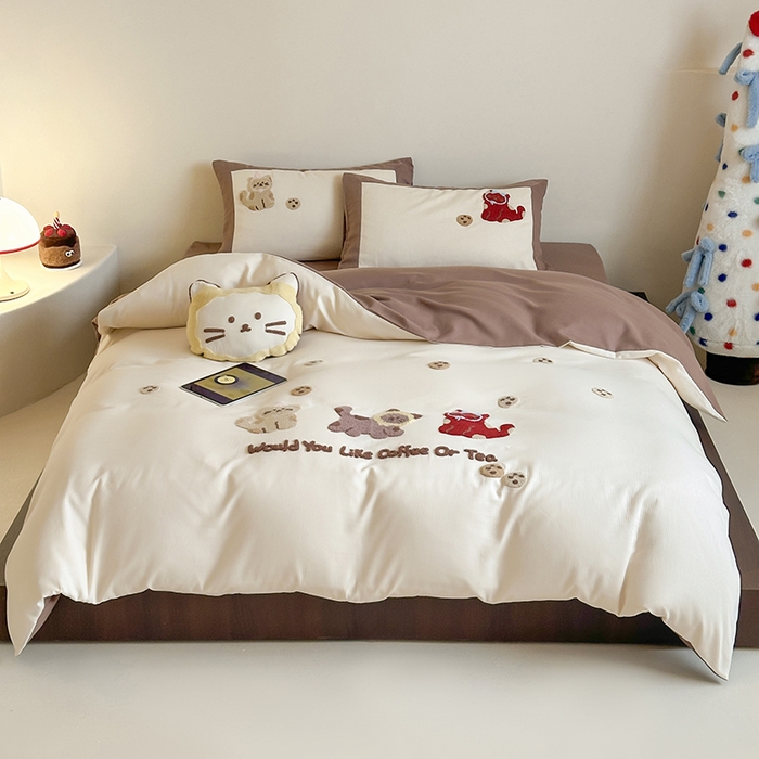 91家纺网 家纺一手货源 找家纺 风向标家纺 2025新款透气软织提花磨毛卡通毛巾绣四件套-风格二 曲奇小猫