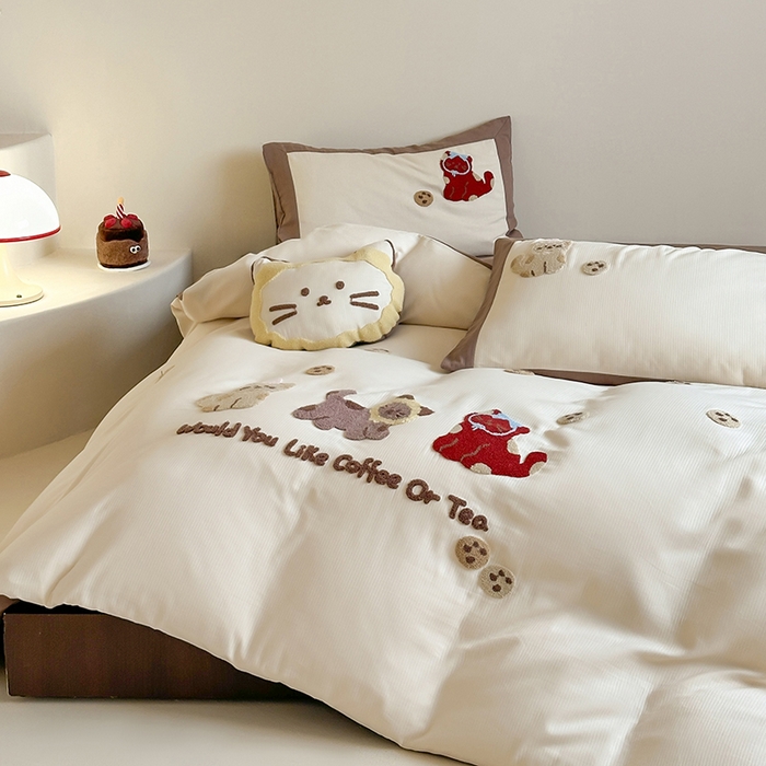 91家纺网 家纺一手货源 找家纺 风向标家纺 2025新款透气软织提花磨毛卡通毛巾绣四件套-风格二 曲奇小猫