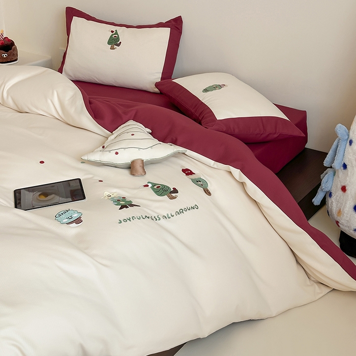 91家纺网 家纺一手货源 找家纺 风向标家纺 2025新款透气软织提花磨毛卡通毛巾绣四件套-风格二 圣诞小怪兽