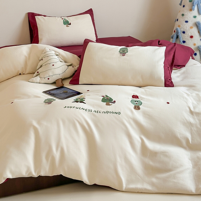 91家纺网 家纺一手货源 找家纺 风向标家纺 2025新款透气软织提花磨毛卡通毛巾绣四件套-风格二 圣诞小怪兽