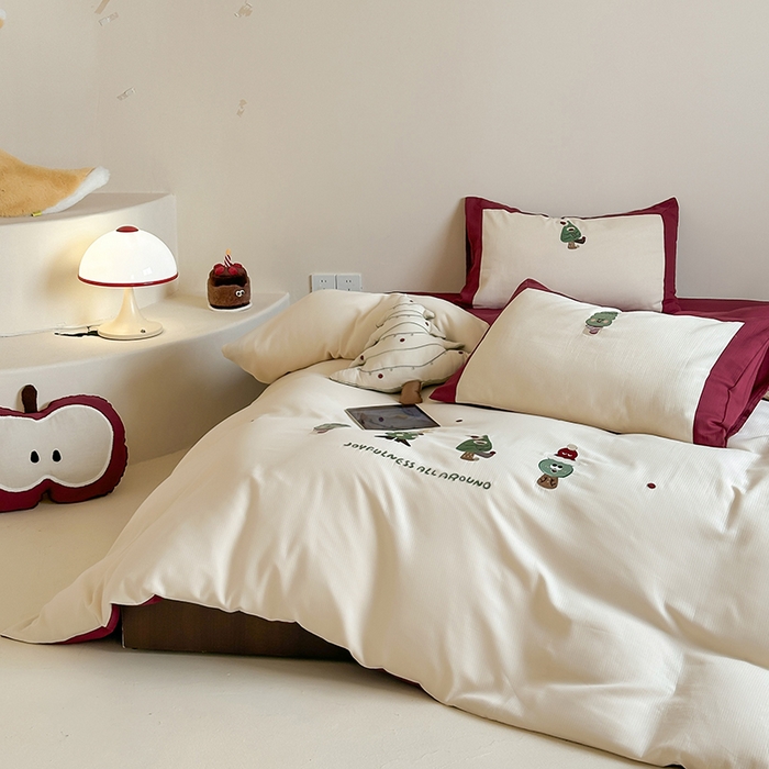 91家纺网 家纺一手货源 找家纺 风向标家纺 2025新款透气软织提花磨毛卡通毛巾绣四件套-风格二 圣诞小怪兽