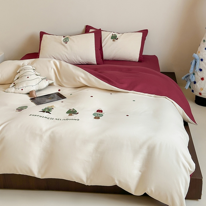 91家纺网 家纺一手货源 找家纺 风向标家纺 2025新款透气软织提花磨毛卡通毛巾绣四件套-风格二 圣诞小怪兽