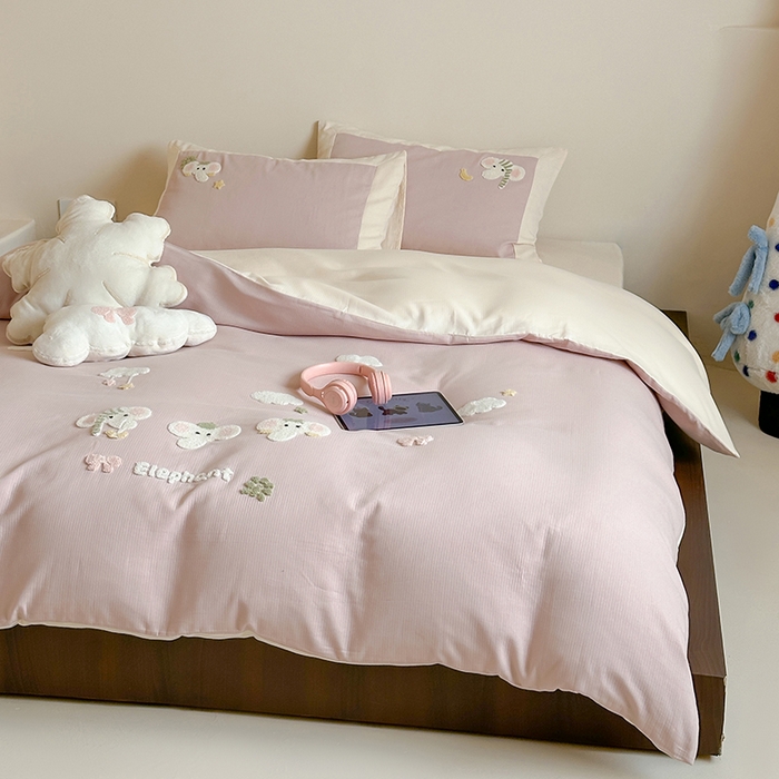 91家纺网 家纺一手货源 找家纺 风向标家纺 2025新款透气软织提花磨毛卡通毛巾绣四件套-风格二 云朵小象