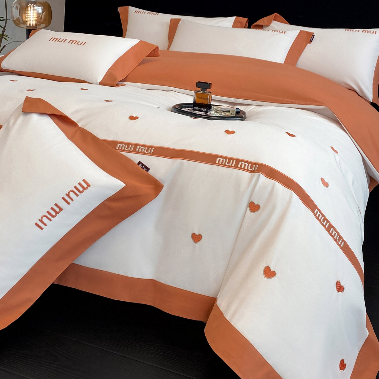 91家纺网 家纺一手货源 找家纺 （总）高端A类加厚保暖全棉磨毛四件套纯棉被套奢侈品同款刺绣轻奢床笠款秋冬床上用品