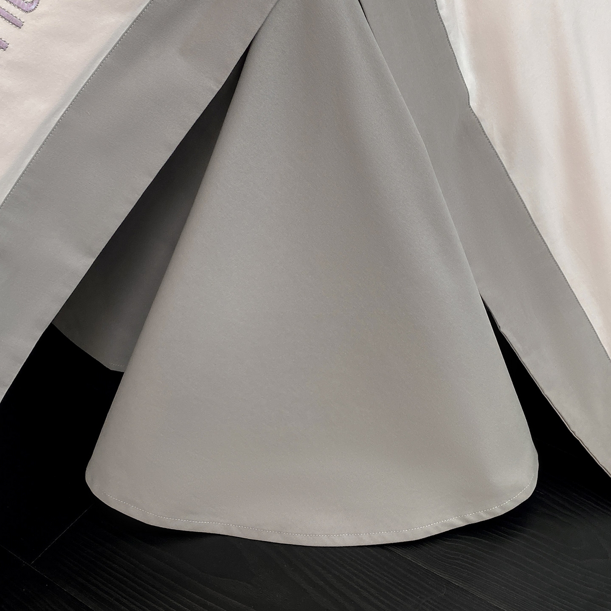 91家纺网 家纺一手货源 找家纺 高端A类加厚保暖全棉磨毛四件套纯棉被套奢侈品同款刺绣轻奢床笠款秋冬床上用品 桃之夭夭-芸粉