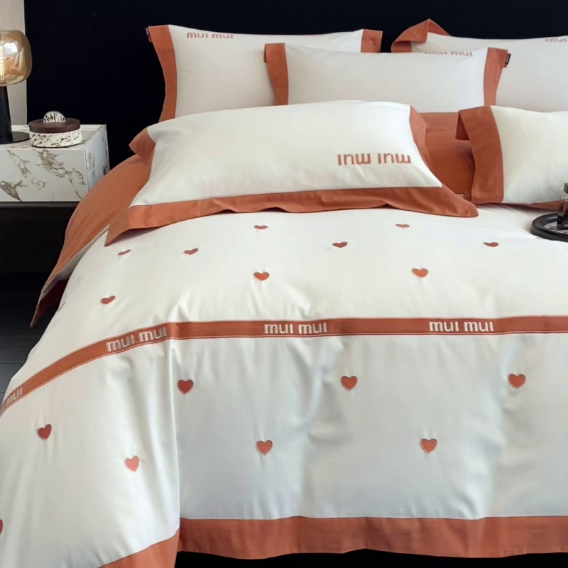 91家纺网 家纺一手货源 找家纺 高端A类加厚保暖全棉磨毛四件套纯棉被套奢侈品同款刺绣轻奢床笠款秋冬床上用品 桃之夭夭-艾橙