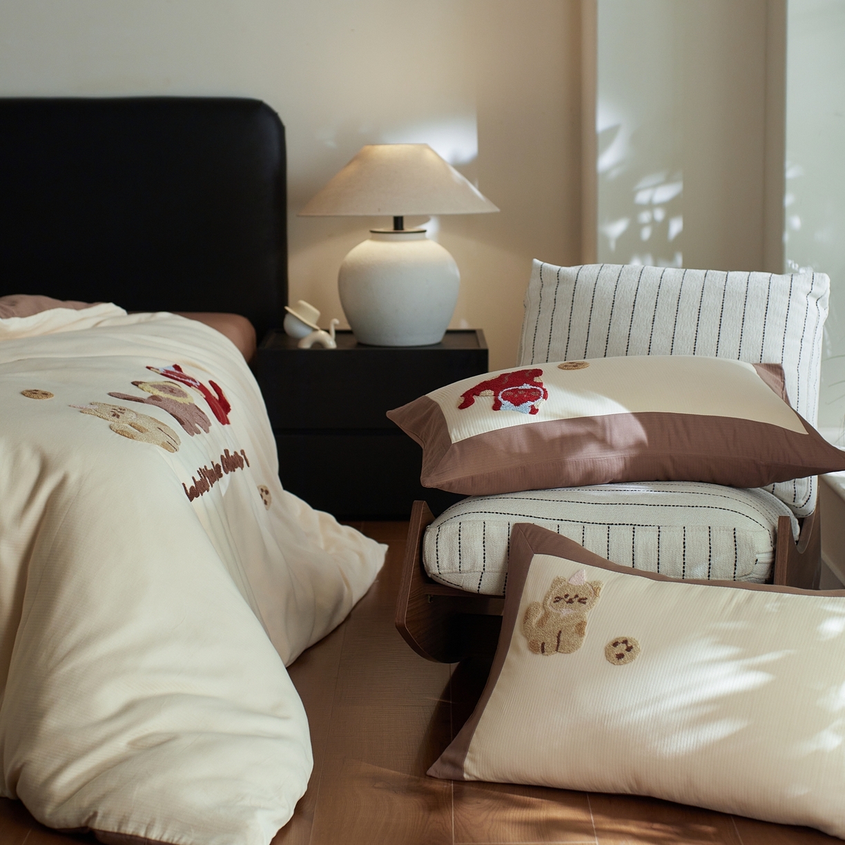 91家纺网 家纺一手货源 找家纺 （总）风向标家纺 2025新款透气软织提花磨毛卡通毛巾绣四件套-风格三