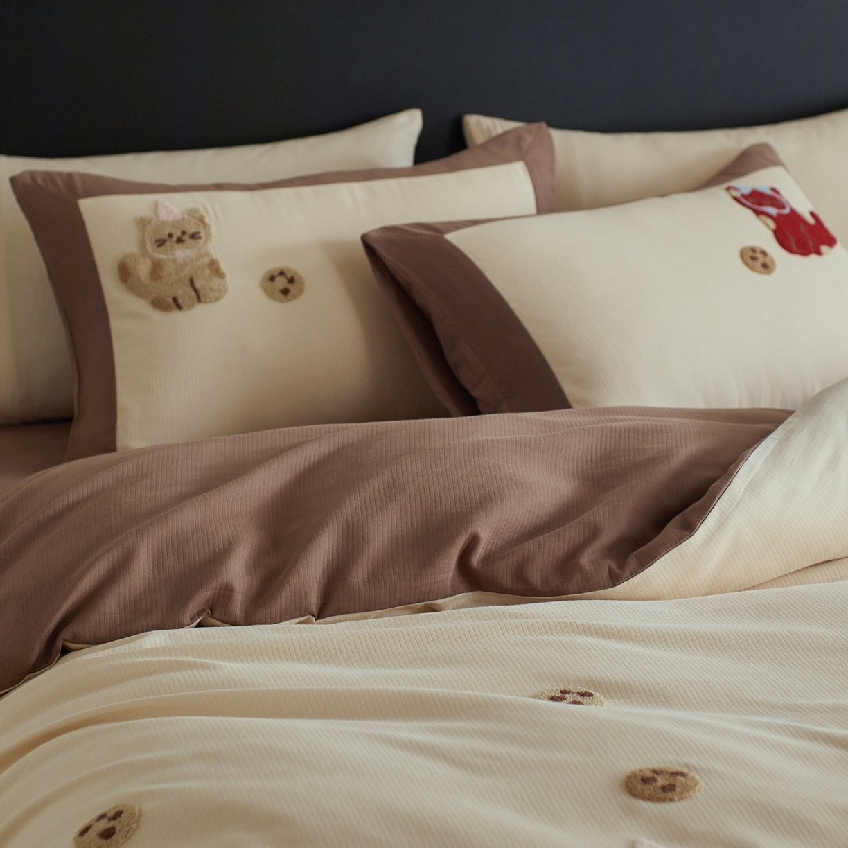 91家纺网 家纺一手货源 找家纺 （总）风向标家纺 2025新款透气软织提花磨毛卡通毛巾绣四件套-风格三