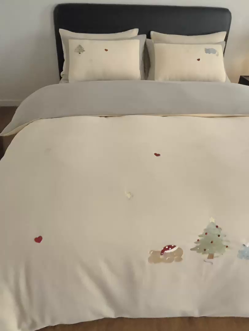 91家纺网 家纺一手货源 找家纺 风向标家纺 2025新款透气软织提花磨毛卡通毛巾绣四件套-风格三 猫咪圣诞树