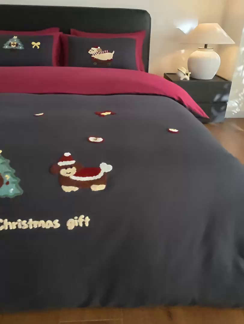 91家纺网 家纺一手货源 找家纺 风向标家纺 2025新款透气软织提花磨毛卡通毛巾绣四件套-风格三 苹果狗-蓝