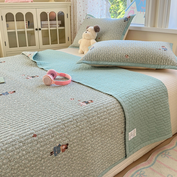 91家纺网 家纺一手货源 找家纺 美优兰 2025新款双面全棉水洗床盖 跳舞女孩