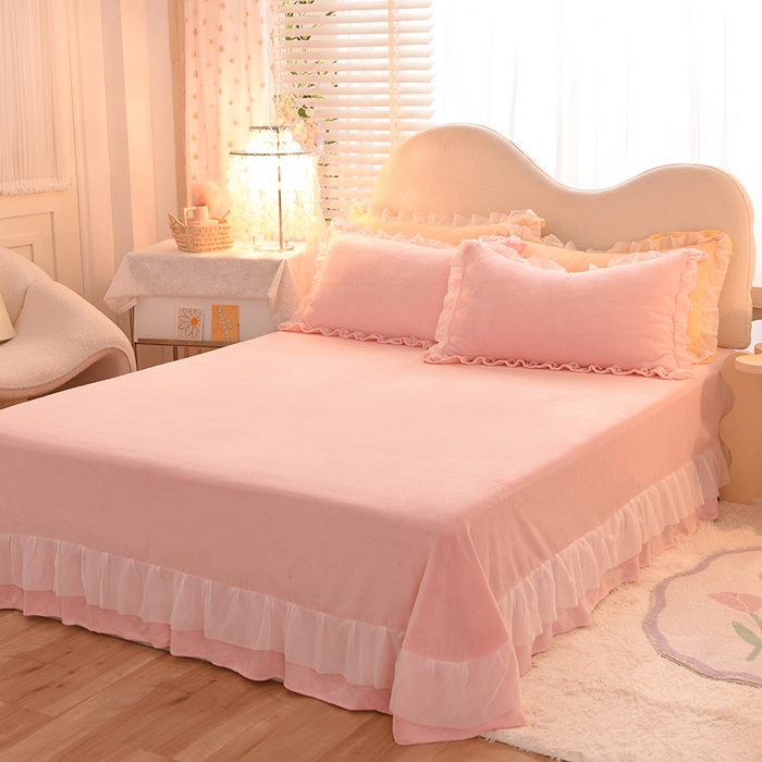 91家纺网 家纺一手货源 找家纺 后庭寝室 2025新款韩式花边牛奶绒四件套-香香公主系列 香香公主-嫩玉