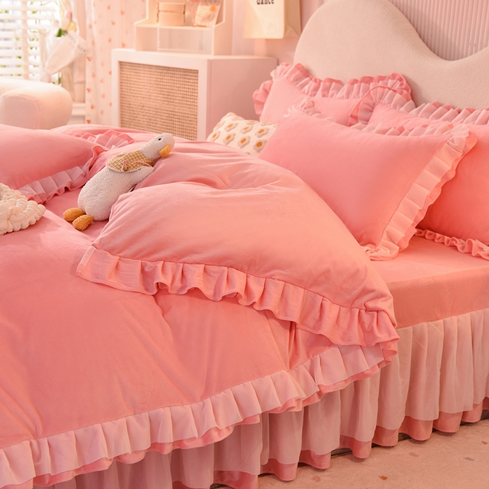 91家纺网 家纺一手货源 找家纺 后庭寝室 2025新款韩式花边牛奶绒四件套-香香公主系列 香香公主-粉玉