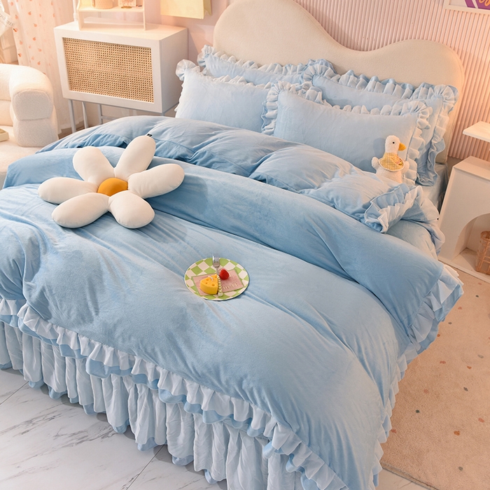 91家纺网 家纺一手货源 找家纺 后庭寝室 2025新款韩式花边牛奶绒四件套-香香公主系列 香香公主-浅蓝