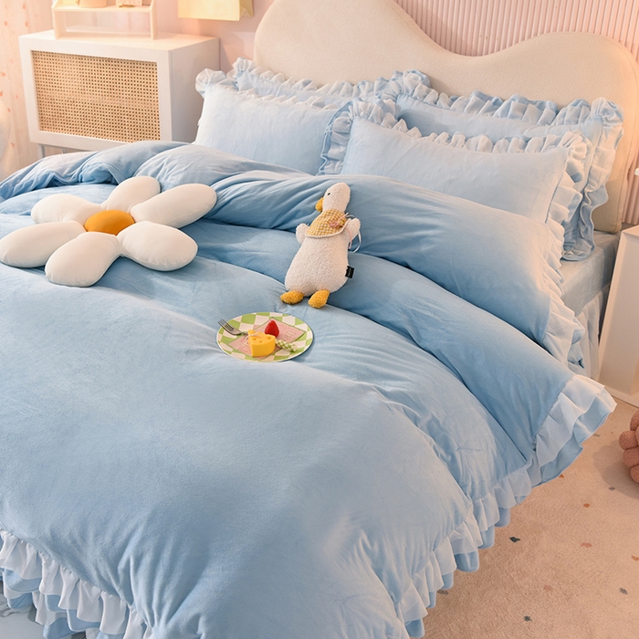 91家纺网 家纺一手货源 找家纺 后庭寝室 2025新款韩式花边牛奶绒四件套-香香公主系列 香香公主-浅蓝