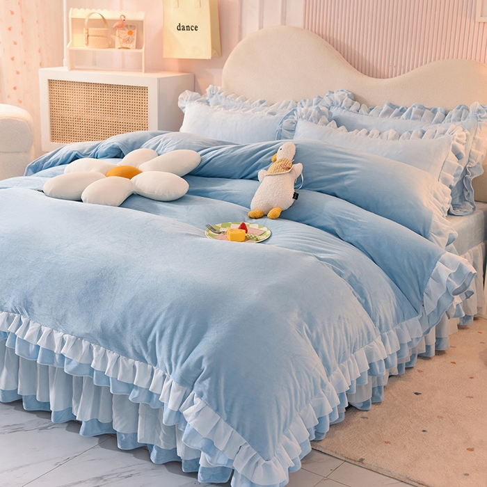 91家纺网 家纺一手货源 找家纺 后庭寝室 2025新款韩式花边牛奶绒四件套-香香公主系列 香香公主-浅蓝