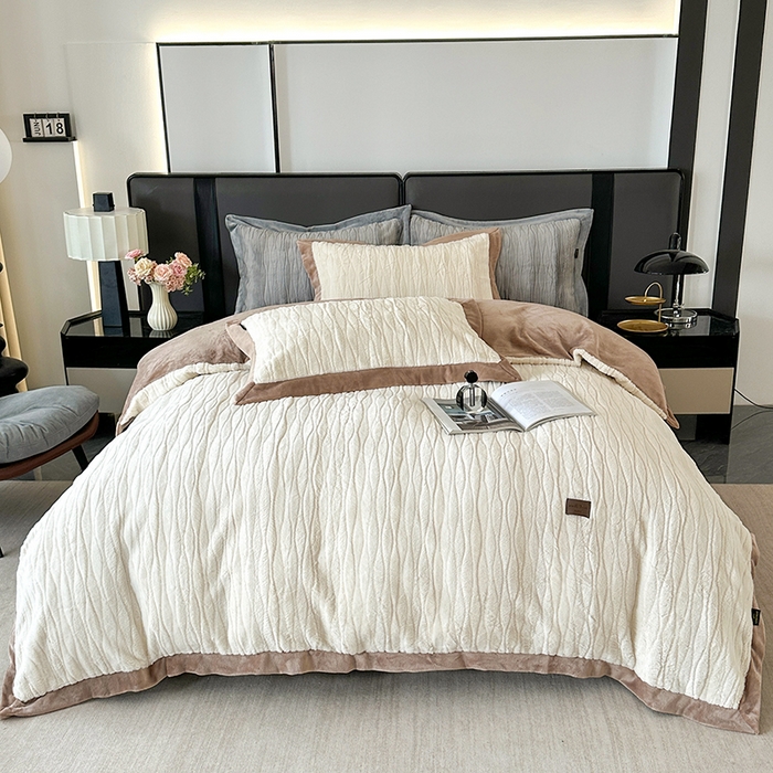 91家纺网 家纺一手货源 找家纺 太阳树 2025新款高克重兔毛绒牛奶绒四件套 海岸香颂—米黄