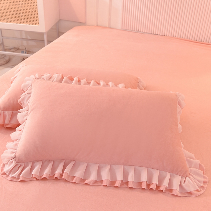 91家纺网 家纺一手货源 找家纺 后庭寝室 2025新款韩式花边牛奶绒四件套-香香公主系列 香香公主-玉色