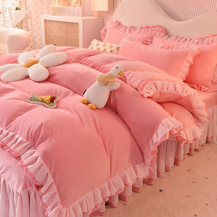 91家纺网 家纺一手货源 找家纺 后庭寝室 2025新款韩式花边牛奶绒四件套-香香公主系列 香香公主-粉玉