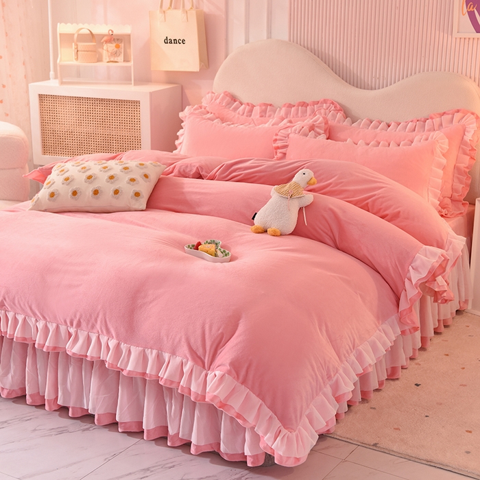 91家纺网 家纺一手货源 找家纺 后庭寝室 2025新款韩式花边牛奶绒四件套-香香公主系列 香香公主-粉玉