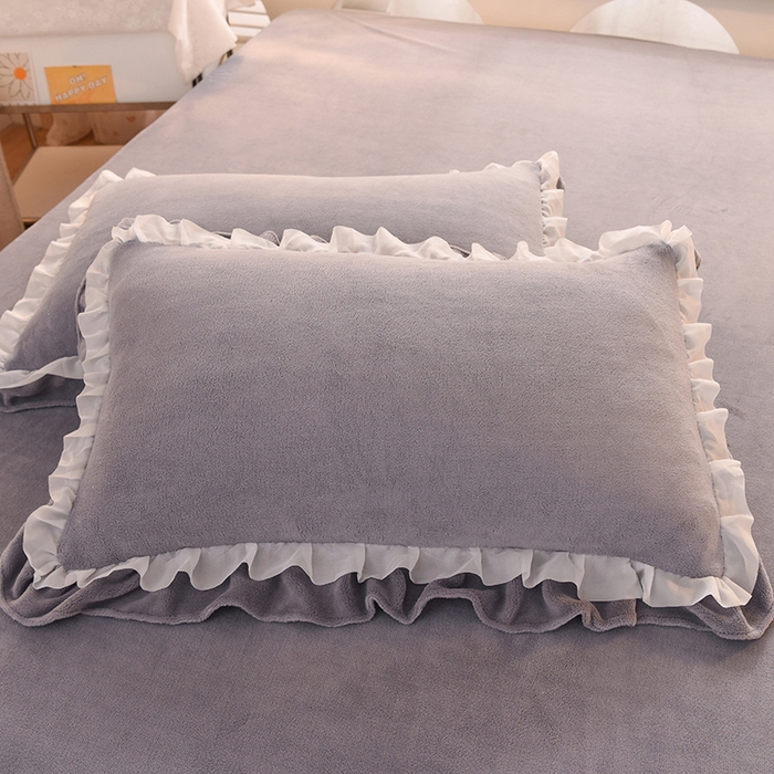 91家纺网 家纺一手货源 找家纺 后庭寝室 2025新款韩式花边牛奶绒四件套-香香公主系列 香香公主-浅灰