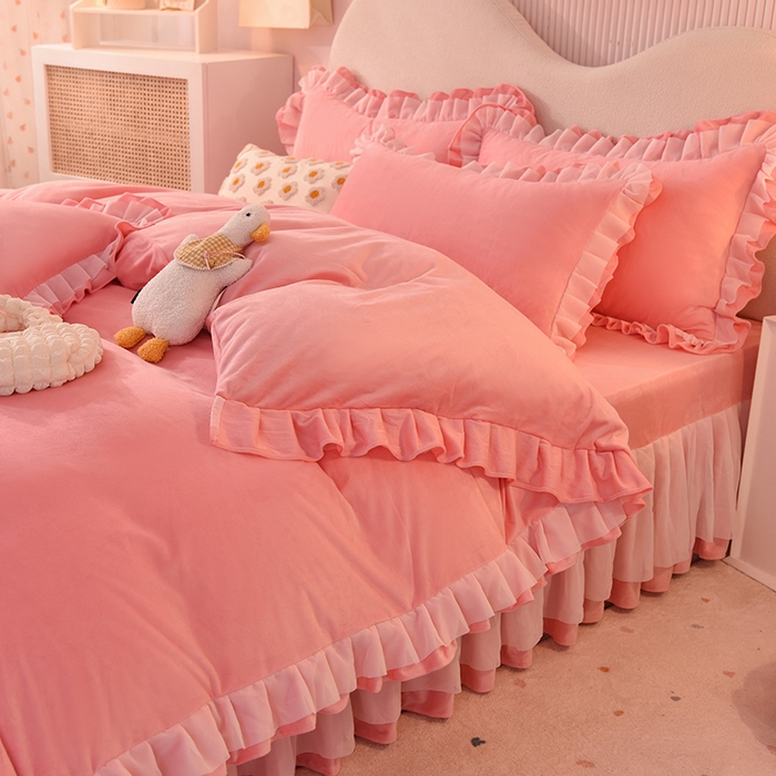 91家纺网 家纺一手货源 找家纺 后庭寝室 2025新款韩式花边牛奶绒四件套-香香公主系列 香香公主-粉玉