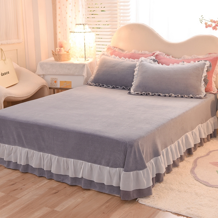 91家纺网 家纺一手货源 找家纺 后庭寝室 2025新款韩式花边牛奶绒四件套-香香公主系列 香香公主-浅灰