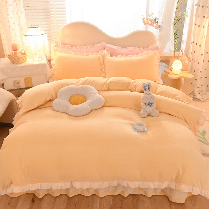 91家纺网 家纺一手货源 找家纺 后庭寝室 2025新款韩式花边牛奶绒四件套-香香公主系列 香香公主-暖黄