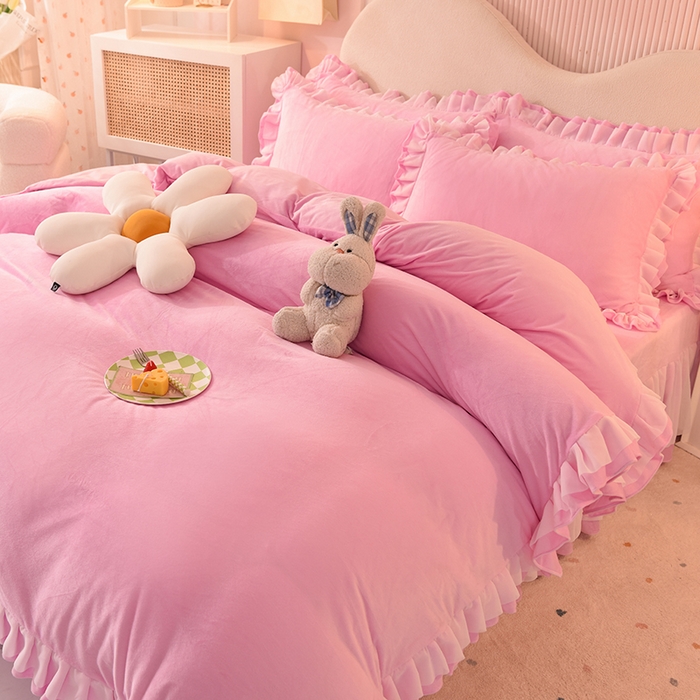 91家纺网 家纺一手货源 找家纺 后庭寝室 2025新款韩式花边牛奶绒四件套-香香公主系列 香香公主-粉色