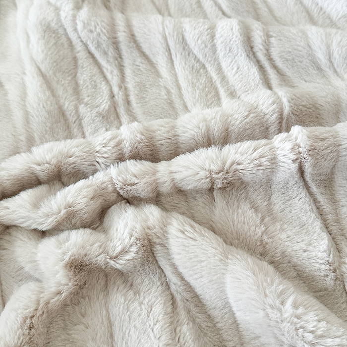 91家纺网 家纺一手货源 找家纺 太阳树 2025新款高克重兔毛绒牛奶绒四件套 海岸香颂—奶咖