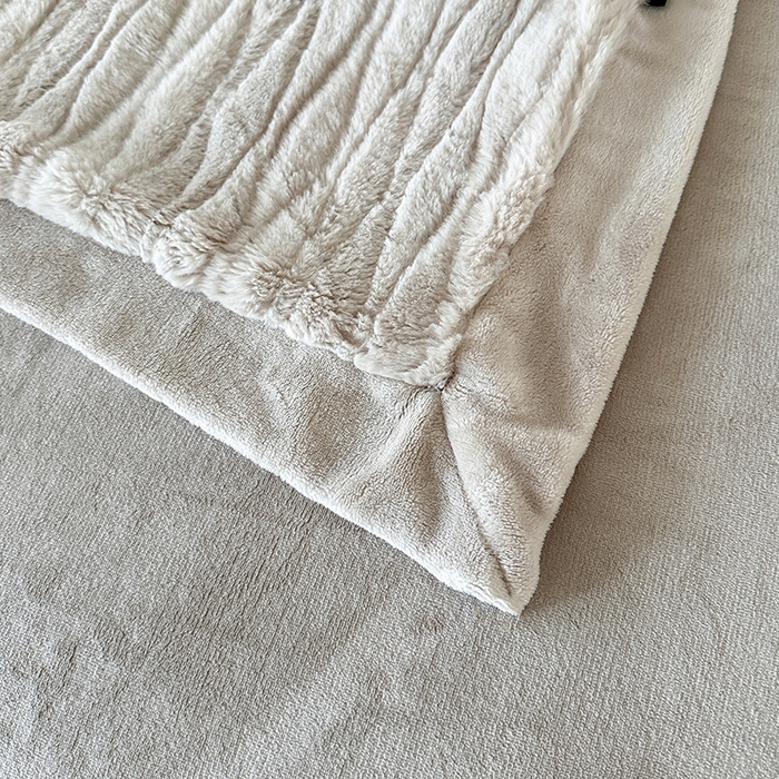 91家纺网 家纺一手货源 找家纺 太阳树 2025新款高克重兔毛绒牛奶绒四件套 海岸香颂—奶咖