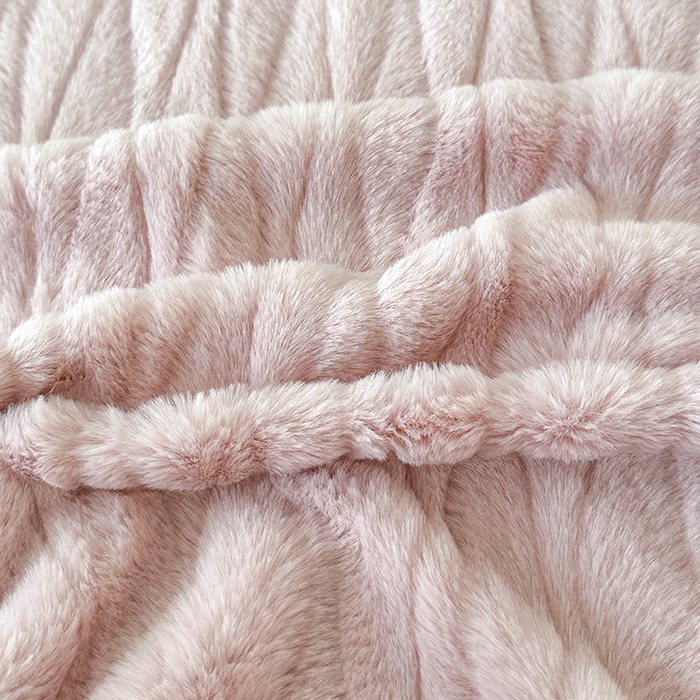 91家纺网 家纺一手货源 找家纺 太阳树 2025新款高克重兔毛绒牛奶绒四件套  海岸香颂—糖果粉