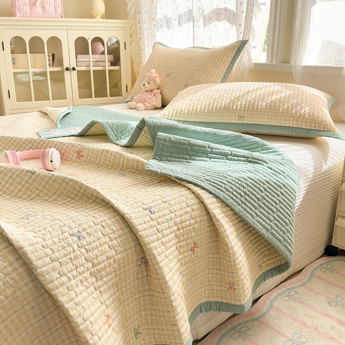 91家纺网 家纺一手货源 找家纺 美优兰 2025新款双面全棉水洗床盖 黄色小格