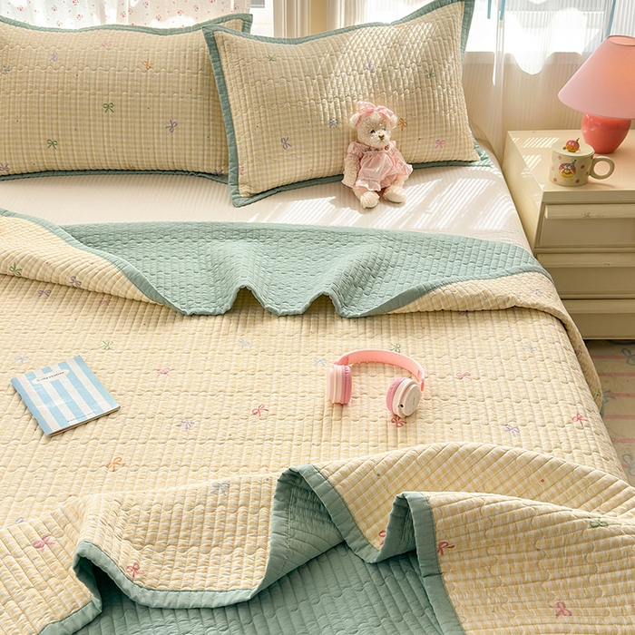 91家纺网 家纺一手货源 找家纺 美优兰 2025新款双面全棉水洗床盖 黄色小格