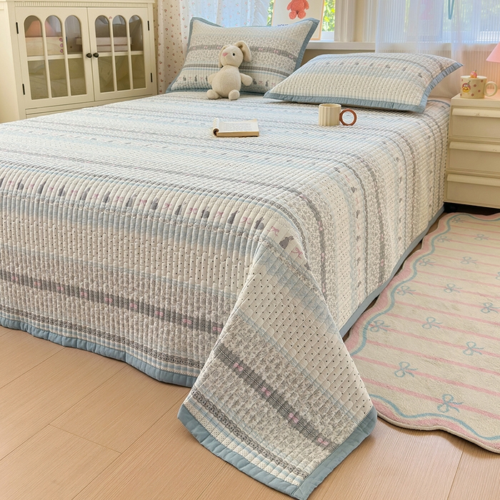 91家纺网 家纺一手货源 找家纺 美优兰 2025新款双面全棉水洗床盖 蓝汐