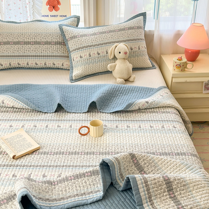 91家纺网 家纺一手货源 找家纺 美优兰 2025新款双面全棉水洗床盖 蓝汐