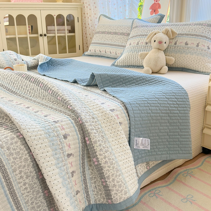 91家纺网 家纺一手货源 找家纺 美优兰 2025新款双面全棉水洗床盖 蓝汐