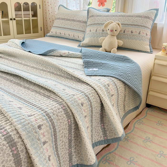 91家纺网 家纺一手货源 找家纺 美优兰 2025新款双面全棉水洗床盖 蓝汐