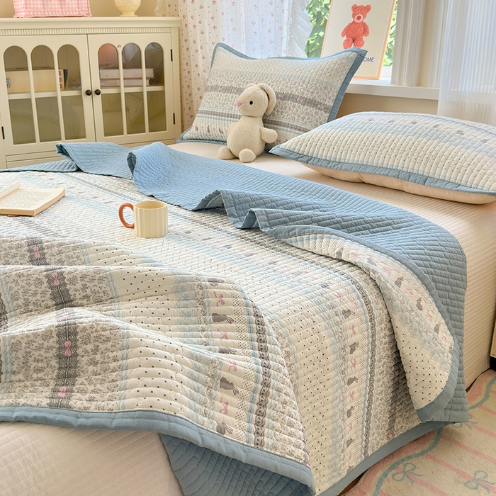 91家纺网 家纺一手货源 找家纺 美优兰 2025新款双面全棉水洗床盖 蓝汐