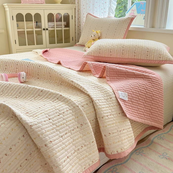 91家纺网 家纺一手货源 找家纺 美优兰 2025新款双面全棉水洗床盖 塞纳花园