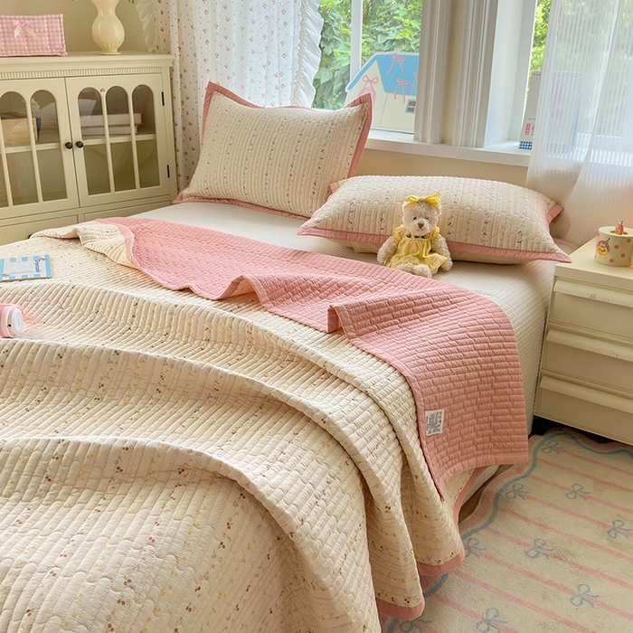 91家纺网 家纺一手货源 找家纺 美优兰 2025新款双面全棉水洗床盖 塞纳花园