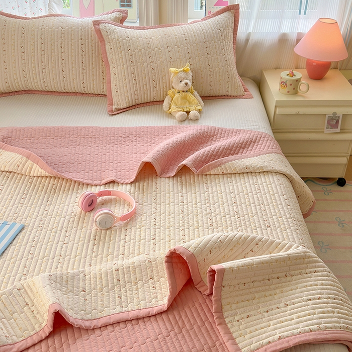 91家纺网 家纺一手货源 找家纺 美优兰 2025新款双面全棉水洗床盖 塞纳花园