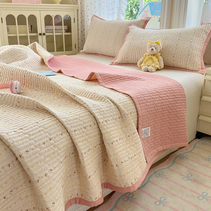 91家纺网 家纺一手货源 找家纺 美优兰 2025新款双面全棉水洗床盖 塞纳花园