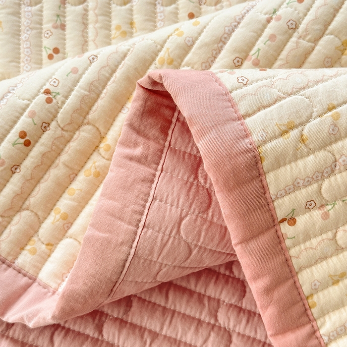 91家纺网 家纺一手货源 找家纺 美优兰 2025新款双面全棉水洗床盖 塞纳花园