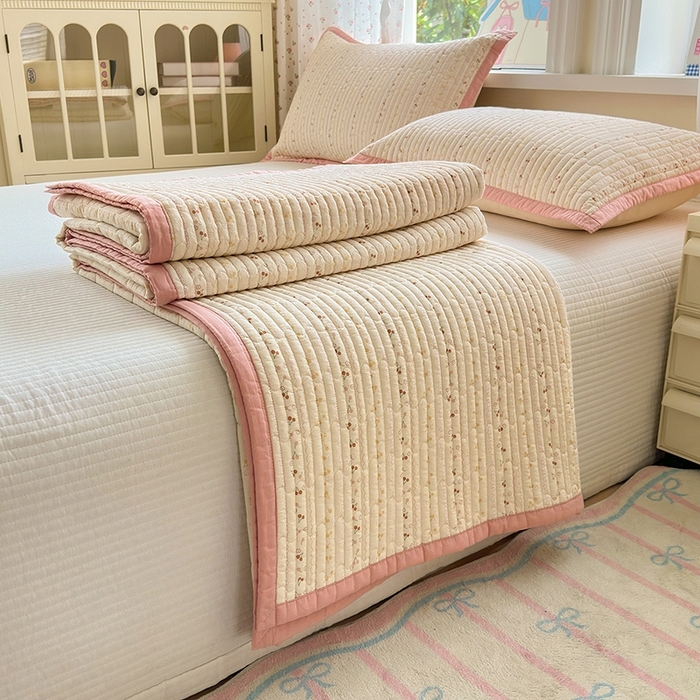 91家纺网 家纺一手货源 找家纺 美优兰 2025新款双面全棉水洗床盖 塞纳花园