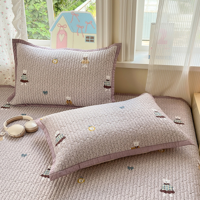 91家纺网 家纺一手货源 找家纺 美优兰 2025新款双面全棉水洗床盖 塔班熊